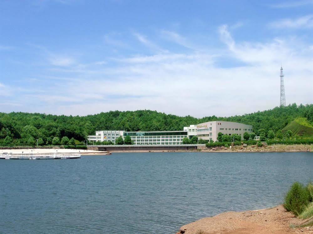 Dolton Resort Tongshenghu Changsha Exterior photo