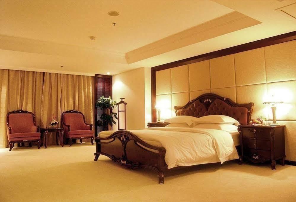 Dolton Resort Tongshenghu Changsha Exterior photo
